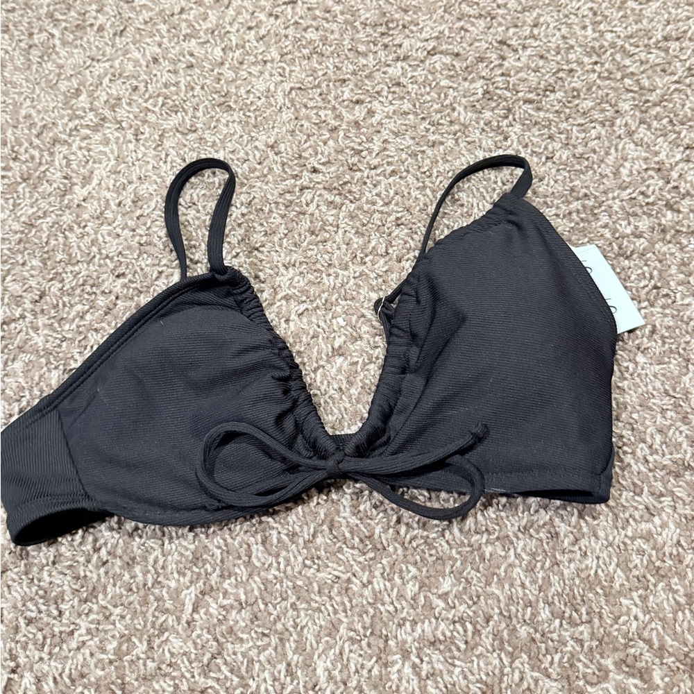 🍦Black ribbed Bikini Top